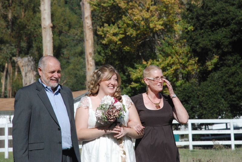 2009_10_24 Amy & Ray's Wedding_06 - Ceremony, Amy & Parents.JPG