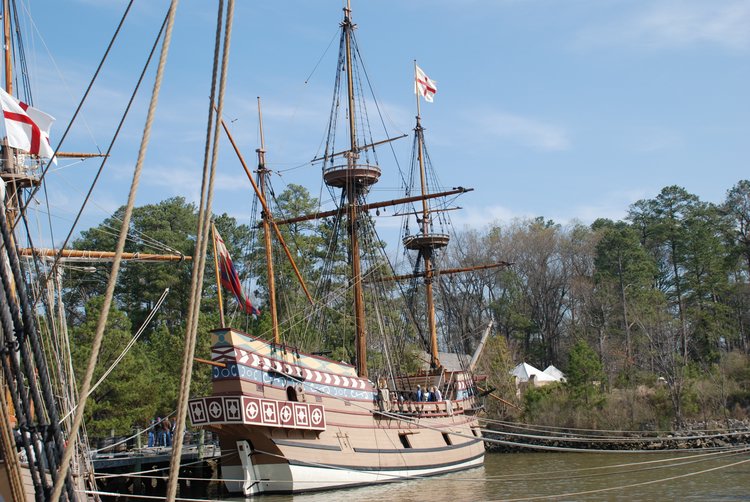 301 Jamestown - Ship.jpg